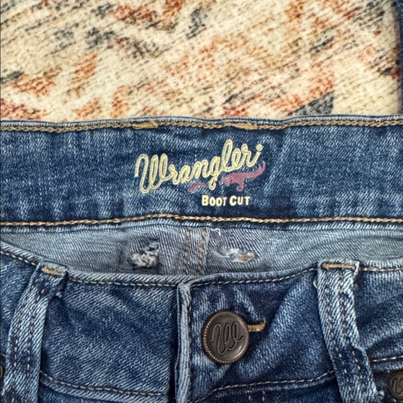 Wrangler Retro Mae Women's Classic Blue Boot Cut Jeans - Picture 5 of 13